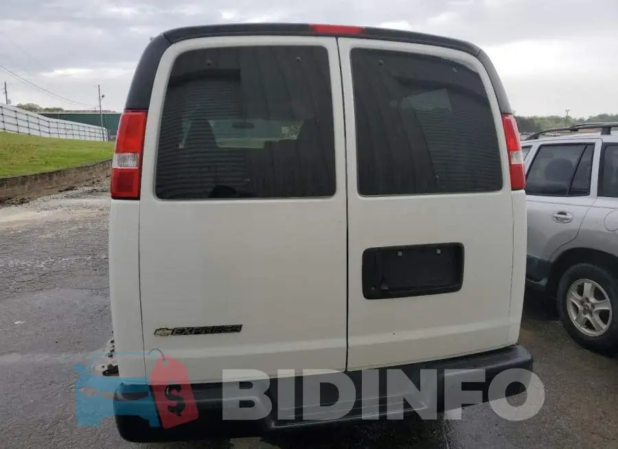 1GAWGEFPXN1139179 Photo# 6