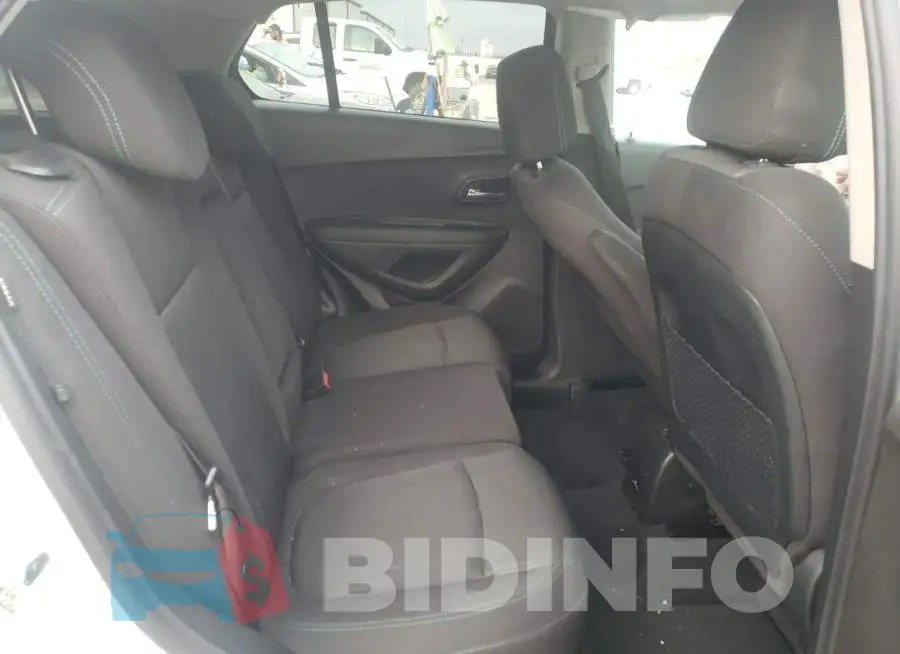 3GNCJLSB0GL277665 Photo# 6