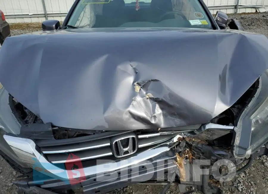 1HGCR2F70FA159253 Photo# 11