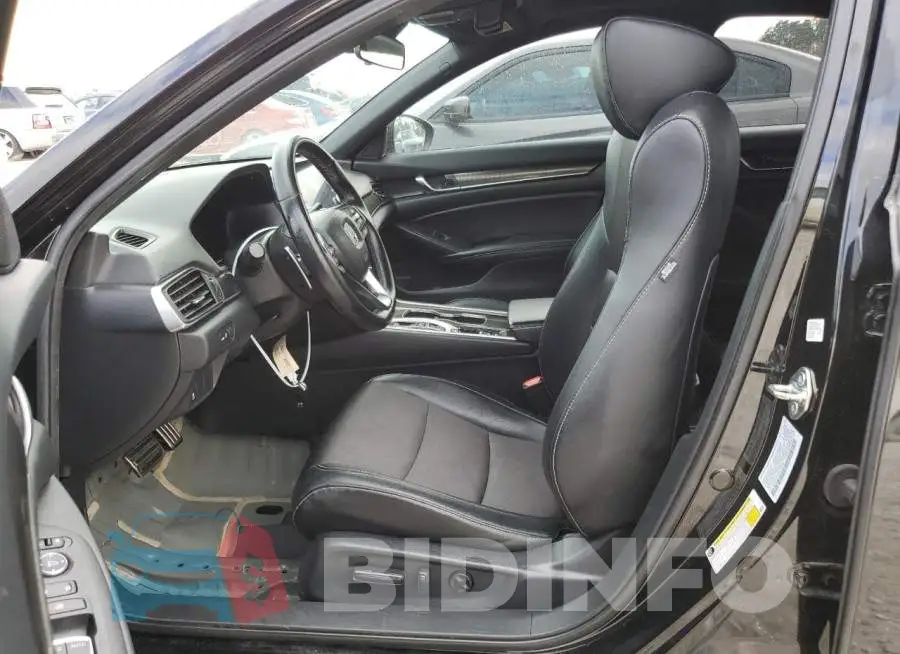 1HGCV2F37JA047342 Photo# 7