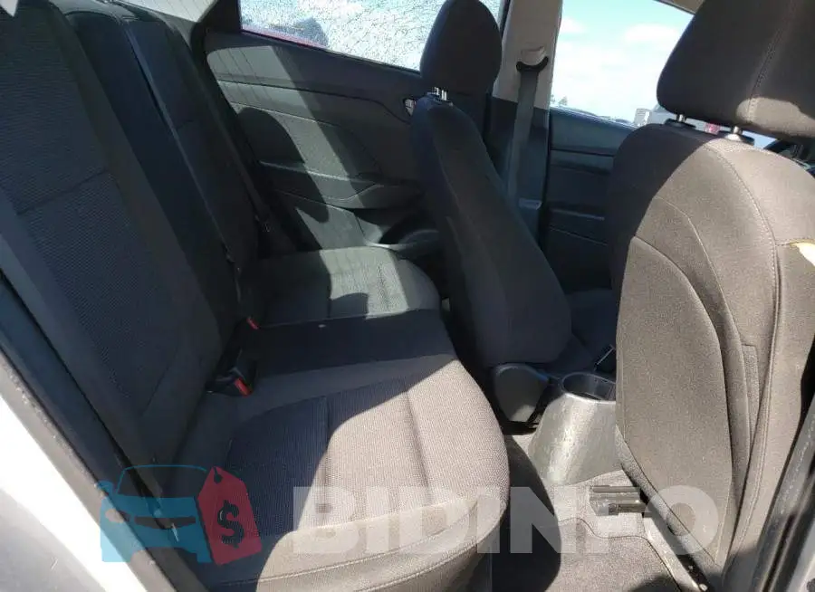 3KPC24A69LE120912 Photo# 10