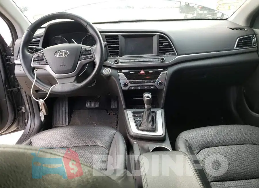 KMHD84LF0HU180128 Photo# 8