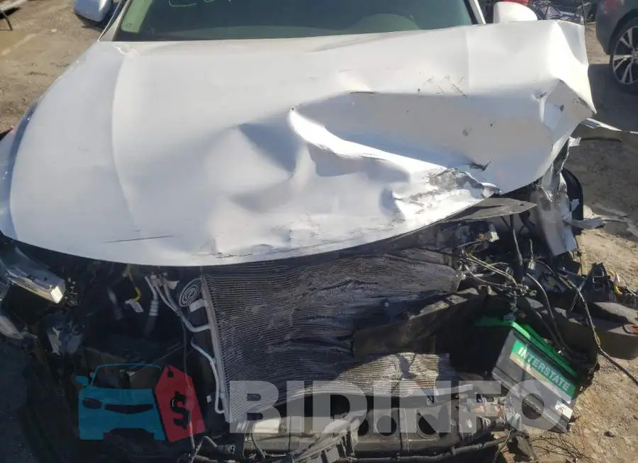 5XXGT4L32JG221568 Photo# 11