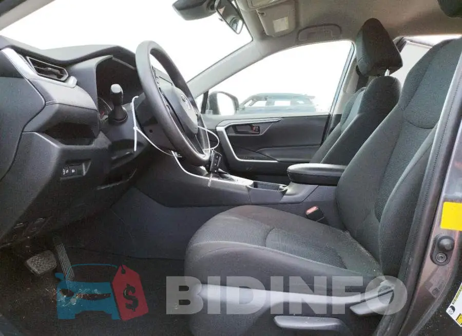 2T3K1RFV7MC133077 Photo# 7