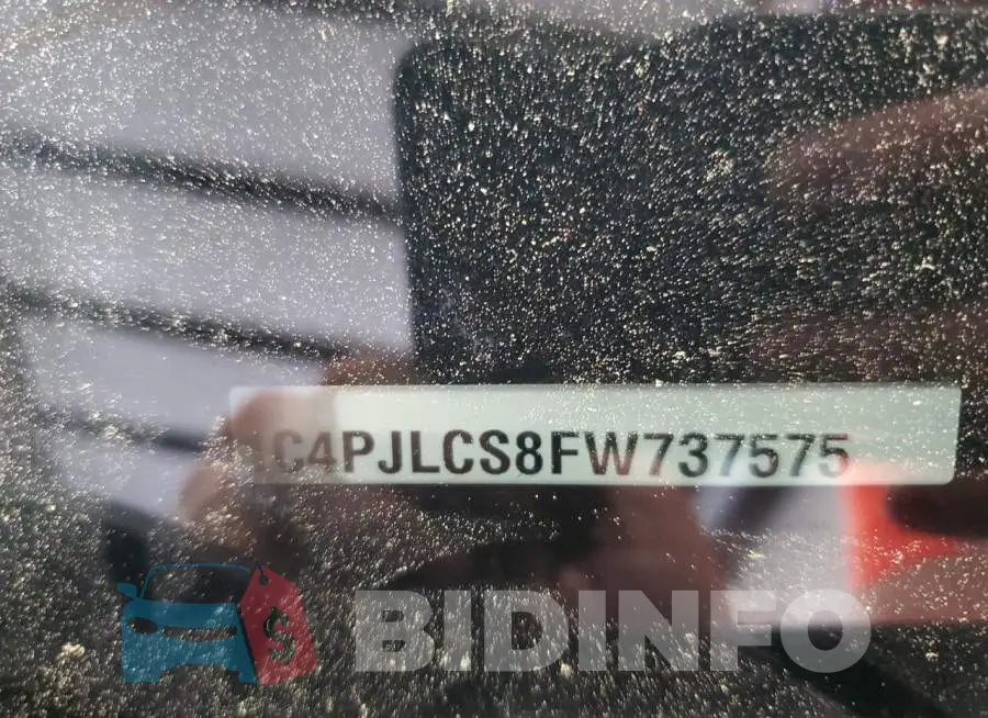 1C4PJLCS8FW737575 Photo# 14