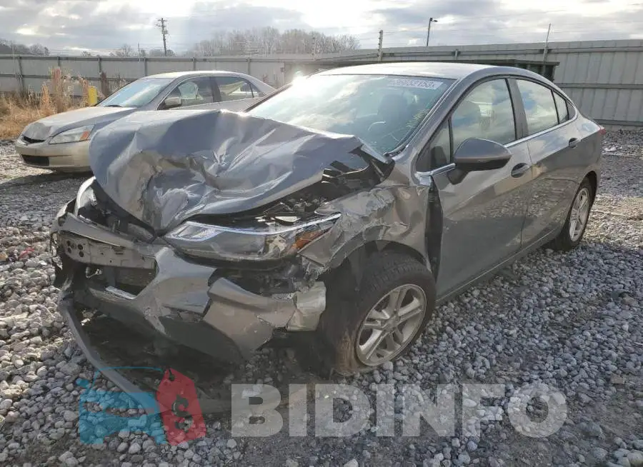 1G1BE5SM6J7142300 Photo# 1