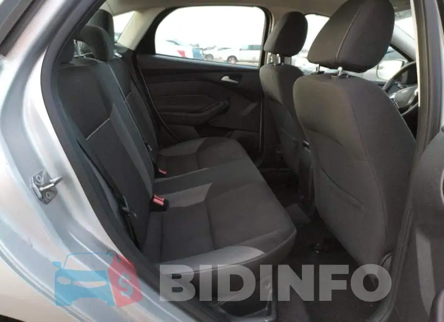 1FADP3F24EL372976 Photo# 10