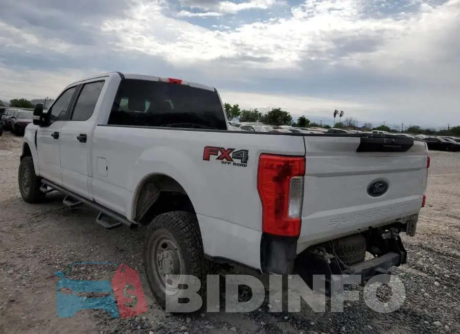 1FT7W2B66JEB18231 Photo# 2