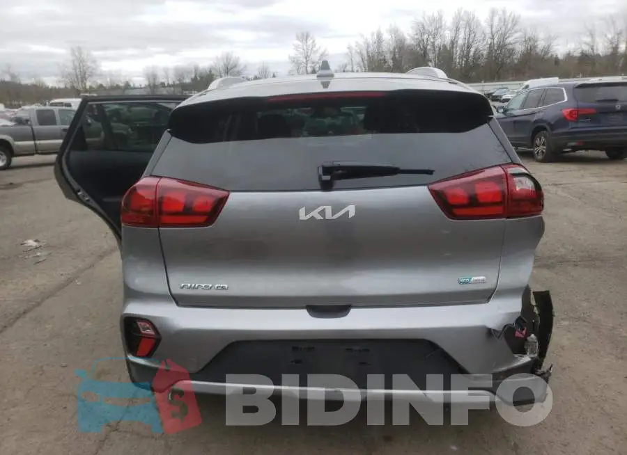 KNDCB3LC9N5509352 Photo# 6
