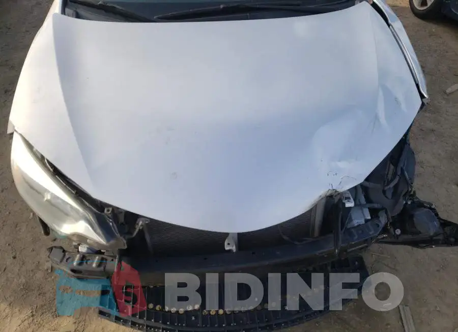 2T1BURHE2FC384251 Photo# 11