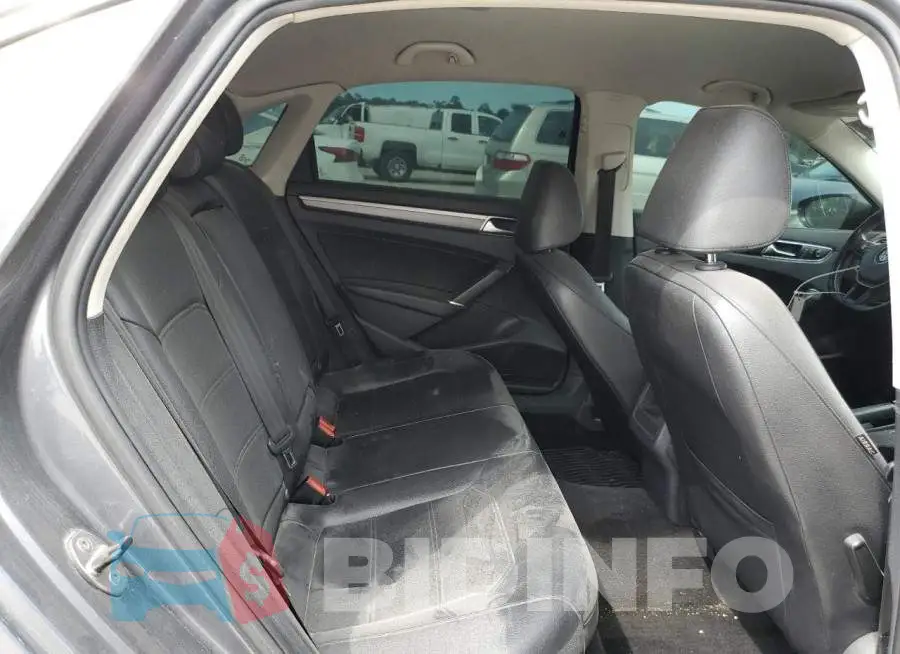 1VWDT7A37HC020439 Photo# 10