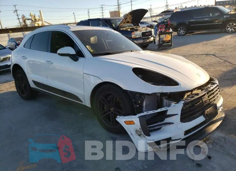 WP1AB2A59MLB33749 Photo# 4