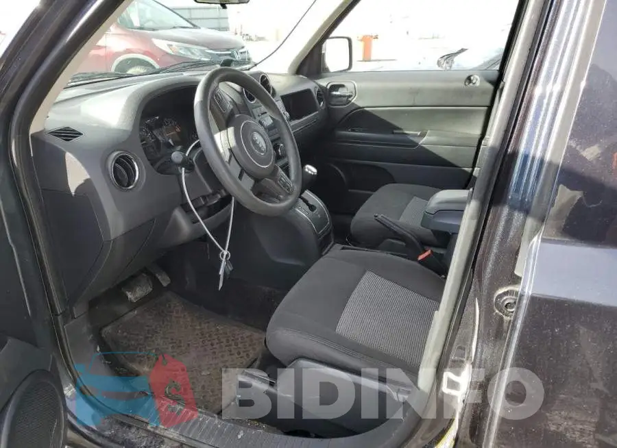 1C4NJRBB3FD312482 Photo# 7
