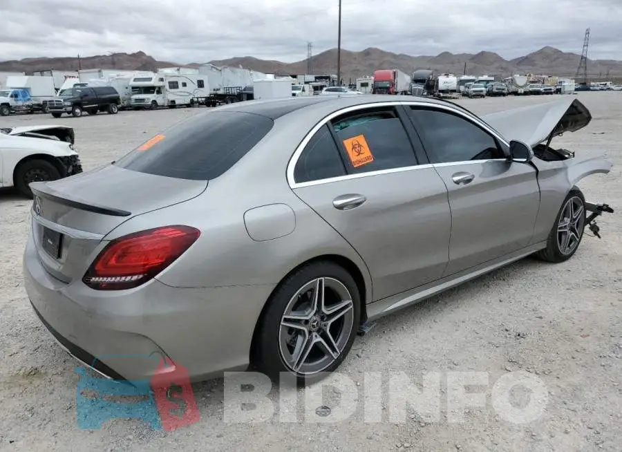 55SWF8DB7LU329558 Photo# 3