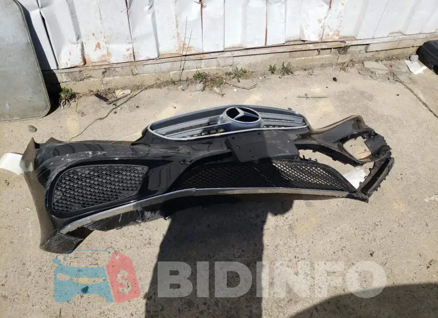 WDDHF8JB1FB102832 Photo# 12