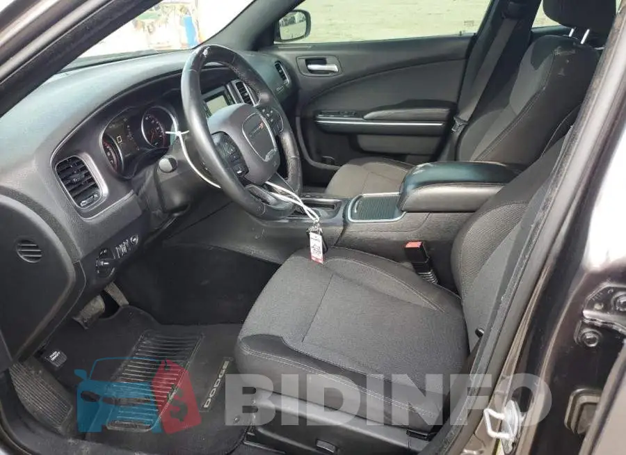 2C3CDXBG9FH897638 Photo# 7