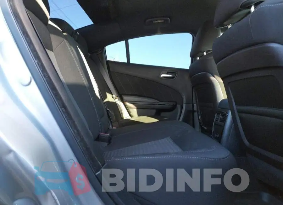 2C3CDXCT4KH726513 Photo# 10