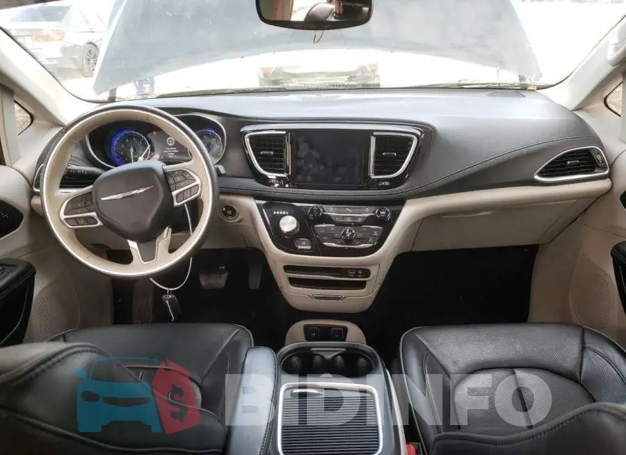 2C4RC1GG4LR284248 Photo# 8