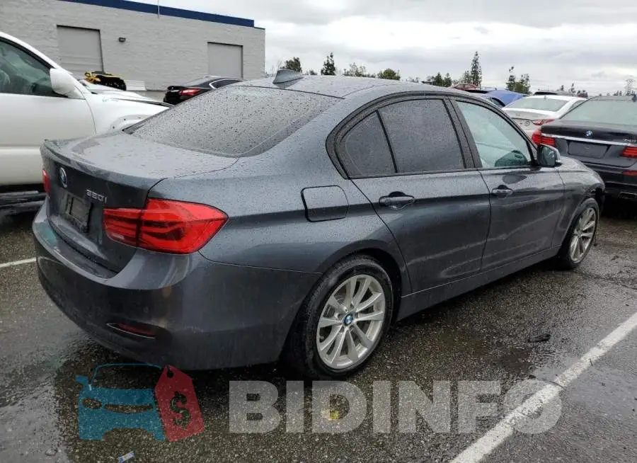 WBA8A9C5XJAH12068 Photo# 3