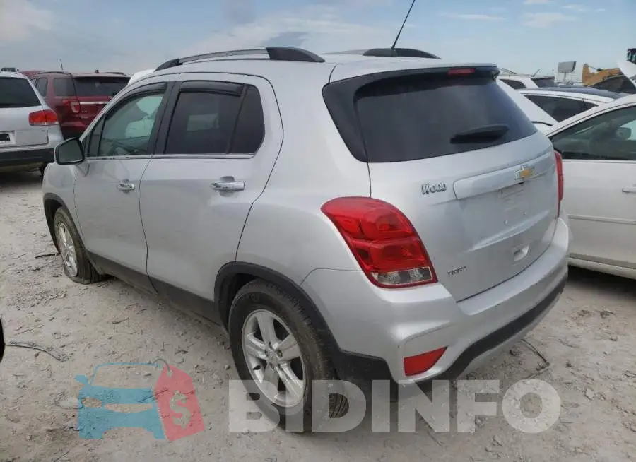 KL7CJLSB1JB725247 Photo# 2