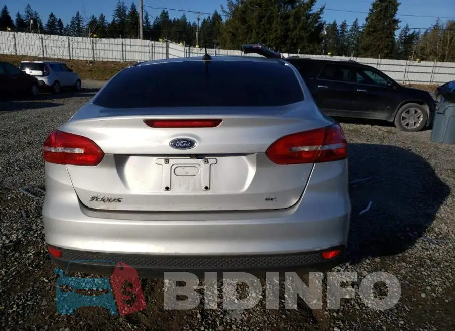 1FADP3F20FL335151 Photo# 6