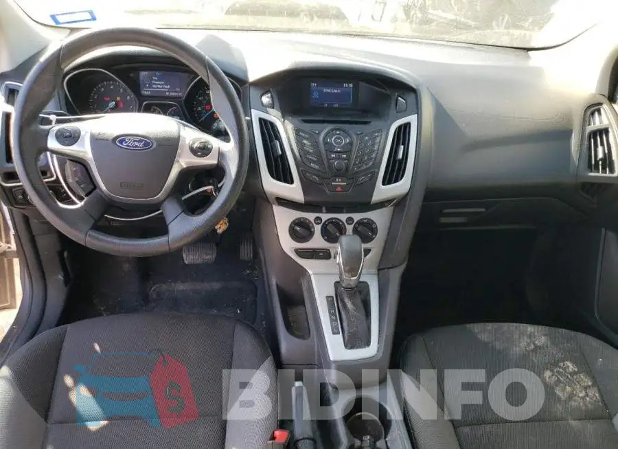 1FADP3F21EL381148 Photo# 8