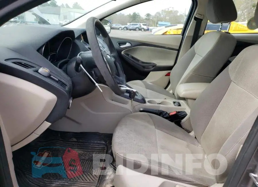 1FADP3F22EL376427 Photo# 7