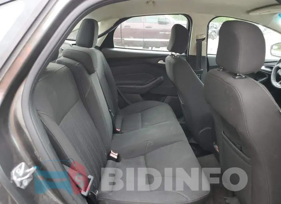 1FADP3F22FL243703 Photo# 10