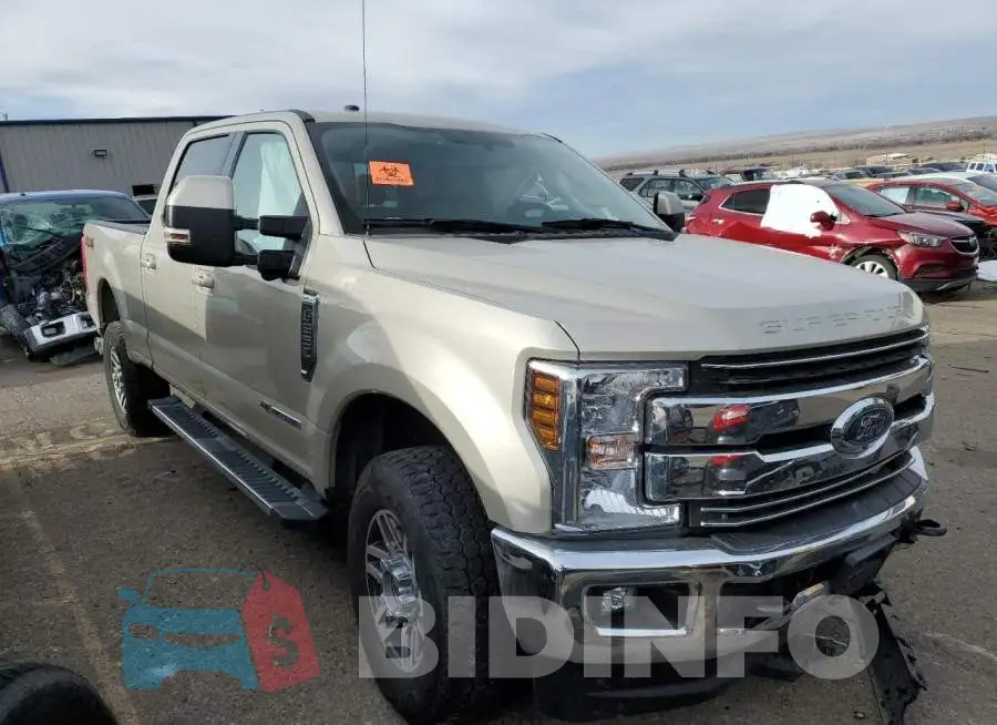 1FT7W2BT0JEB81654 Photo# 4