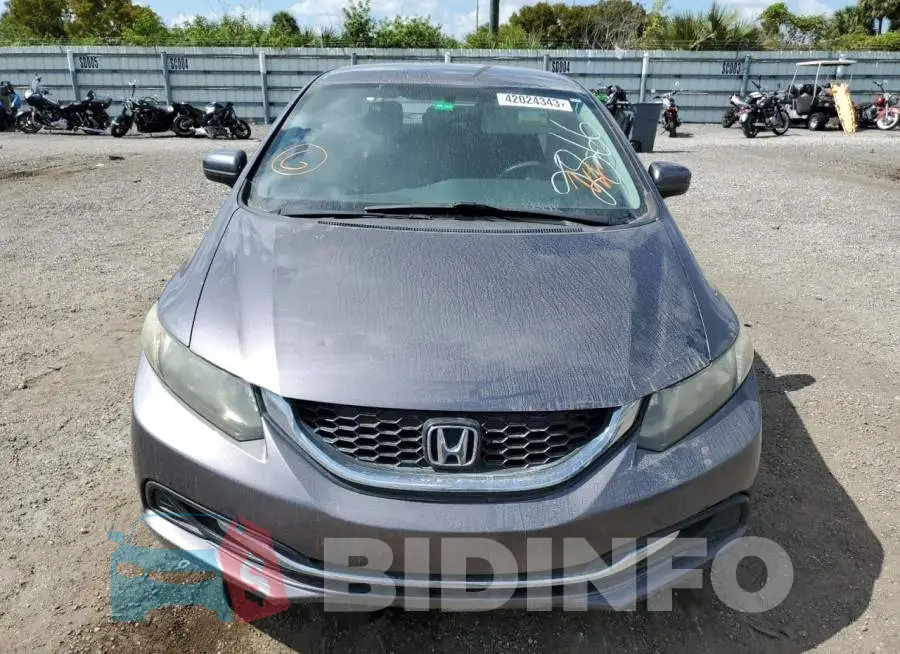 19XFB2F57FE102866 Photo# 5