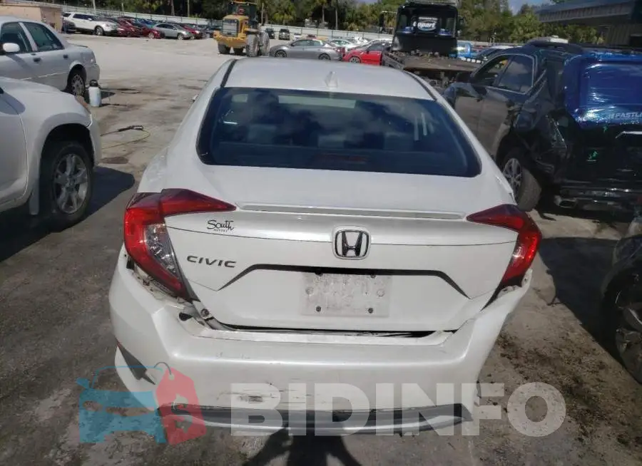 19XFC1F72KE004735 Photo# 6