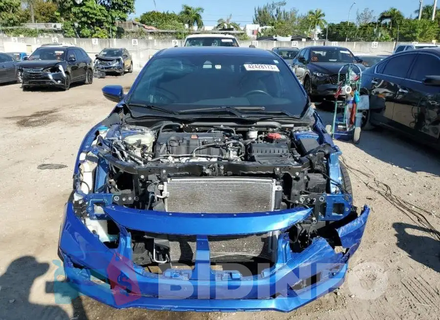 19XFC2F82KE038091 Photo# 5