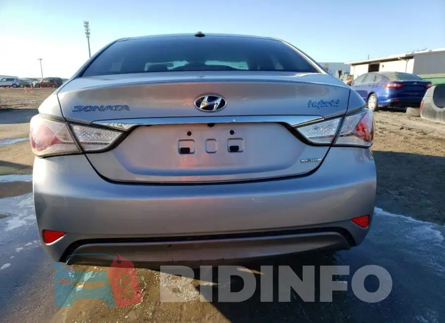 KMHEC4A42FA124873 Photo# 6