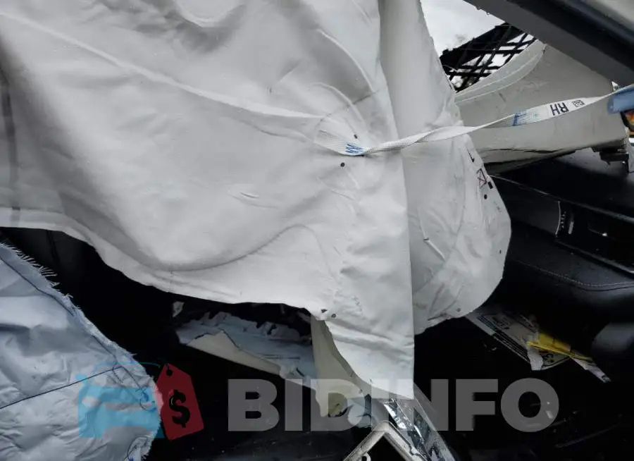 4T1B11HK9JU624239 Photo# 5