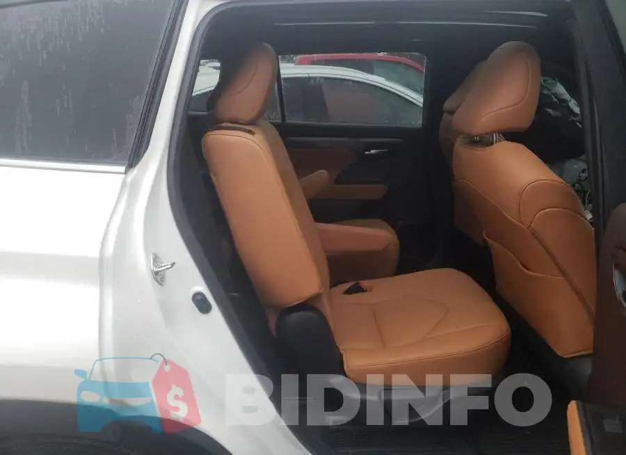 5TDEBRCH1LS011161 Photo# 11