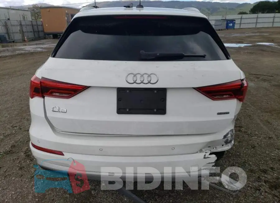 WA1AECF37L1101831 Photo# 6