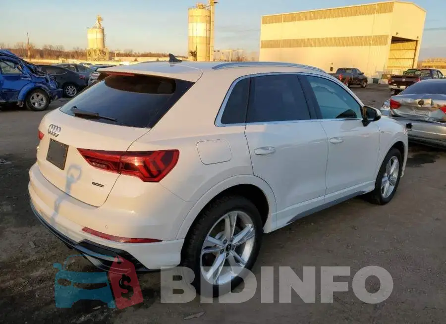 WA1DECF35M1021748 Photo# 3