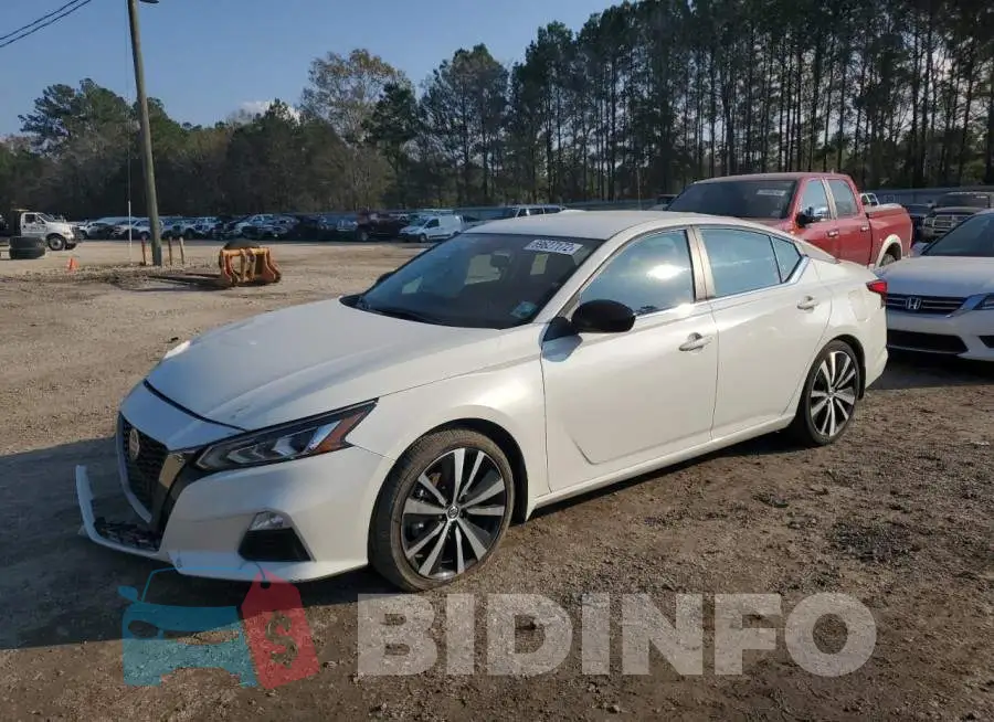 1N4BL4CV3MN412152 Photo# 1