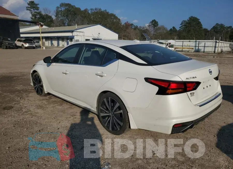 1N4BL4CV3MN412152 Photo# 2