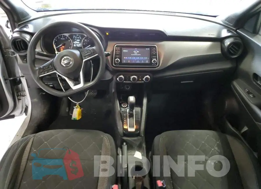 3N1CP5CU7JL544152 Photo# 8