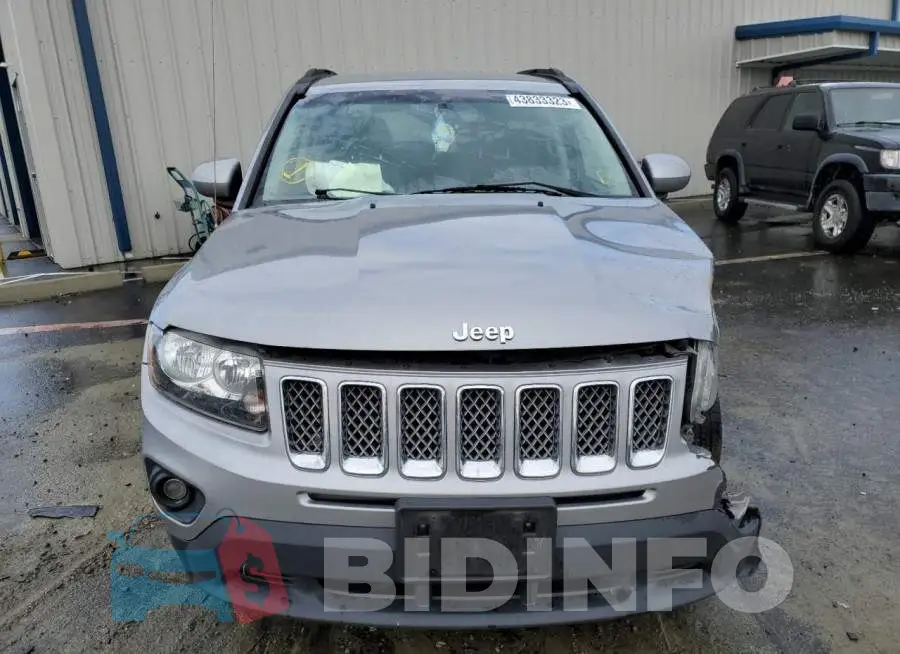 1C4NJDEB3HD154517 Photo# 5