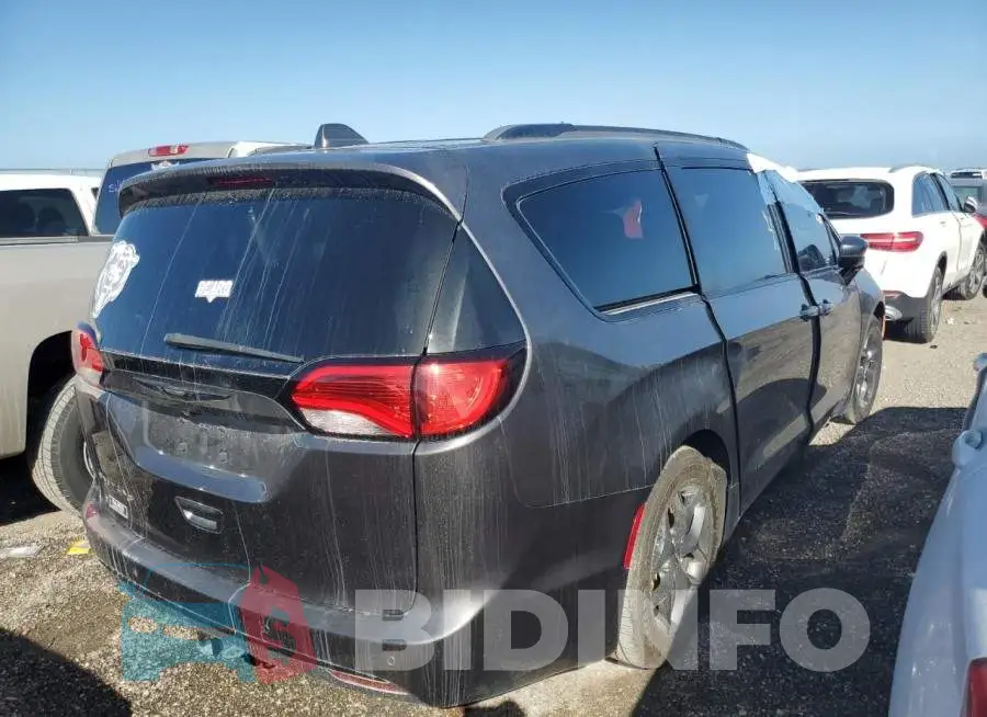 2C4RC1EG1JR228865 Photo# 4