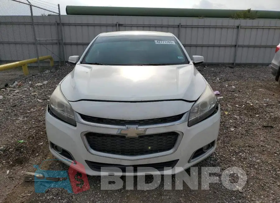 1G11E5SL3EF183143 Photo# 5
