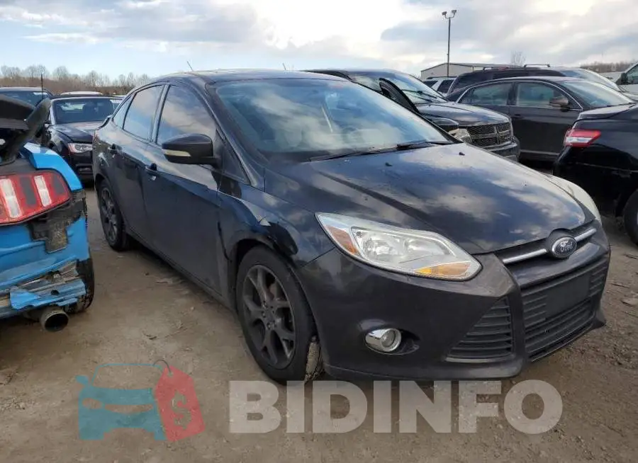 1FADP3F27EL370722 Photo# 4