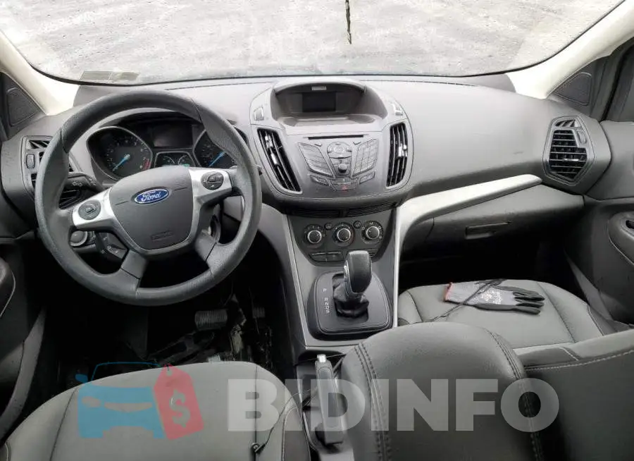 1FMCU9GX5GUA41800 Photo# 8