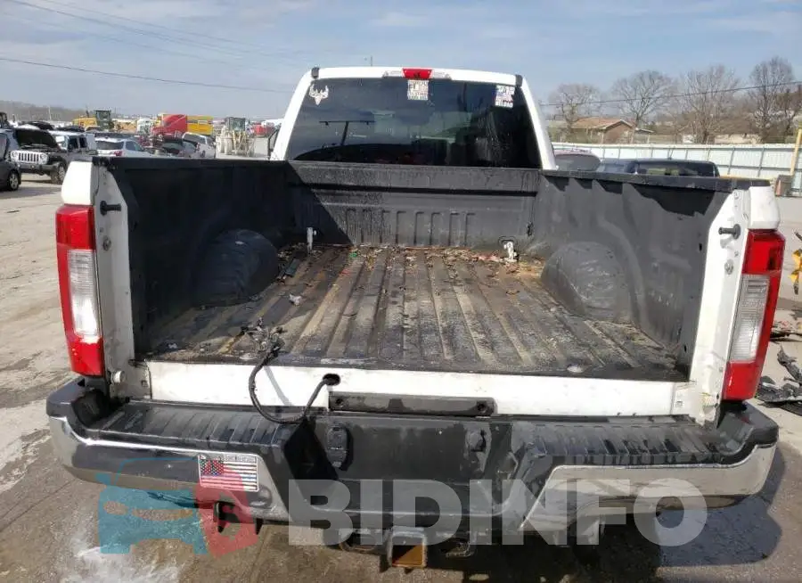 1FT7W2BT3KEF31795 Photo# 6
