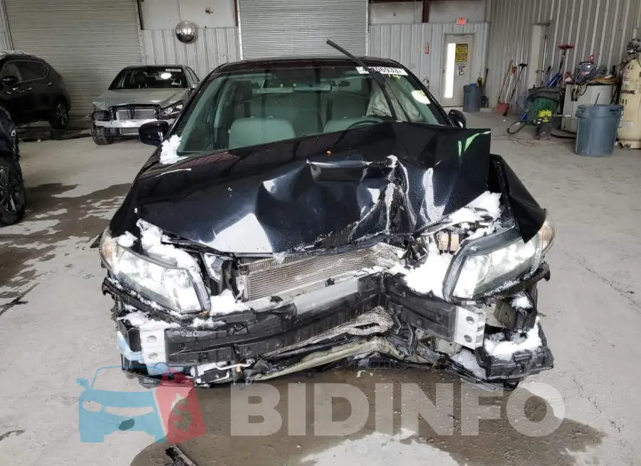 19XFB2F53EE228933 Photo# 5