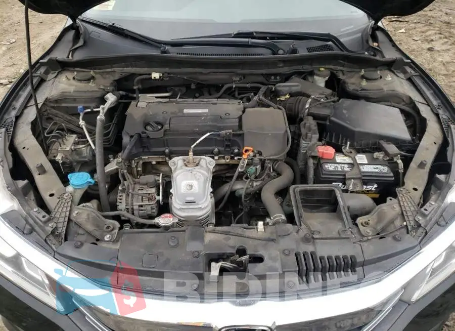 1HGCR2F37HA227239 Photo# 11