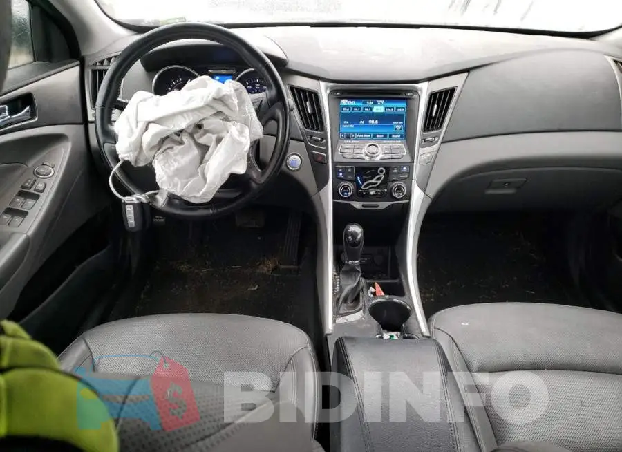 KMHEC4A46FA125394 Photo# 8