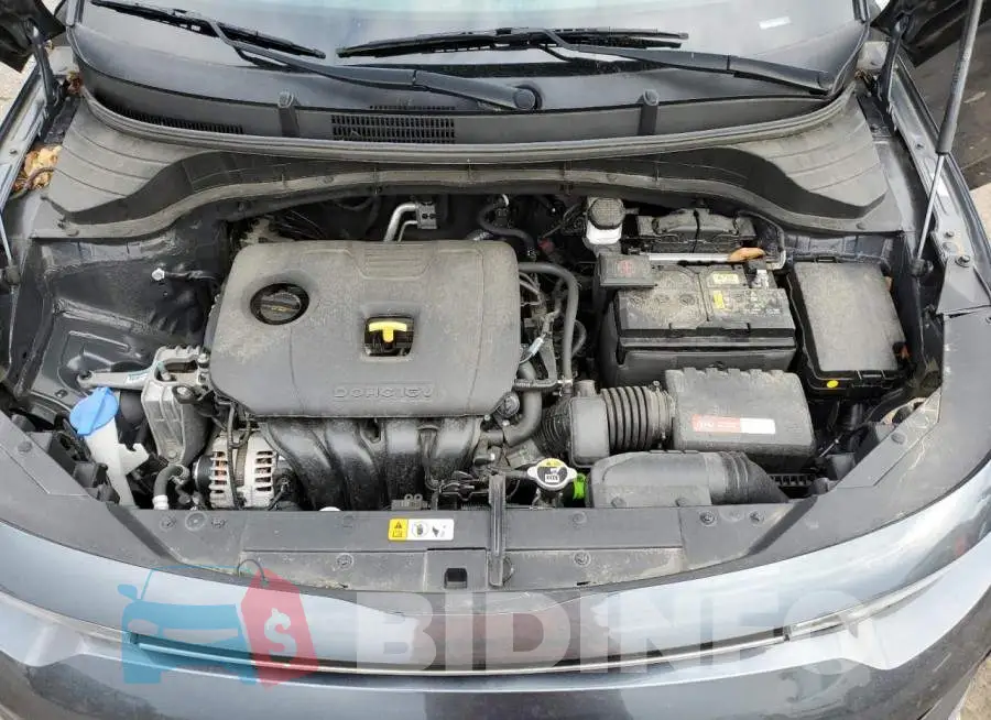 KNDJ23AU0L7098153 Photo# 11